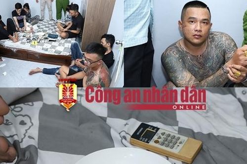 8 con nghiện đang 'phê đá' tại nhà thì bị bắt quả tang