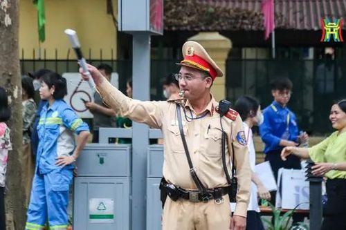 Đảm bảo an toàn giao thông ngày đầu thi vào lớp 10