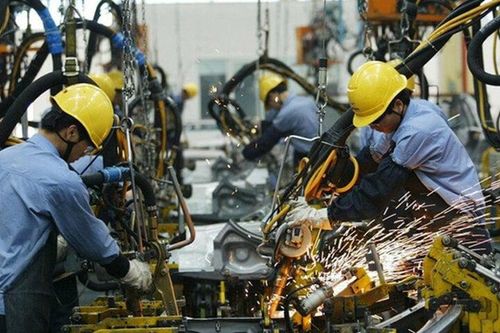Khó khăn vẫn đè nặng doanh nghiệp, đại biểu Quốc hội hiến kế tháo gỡ