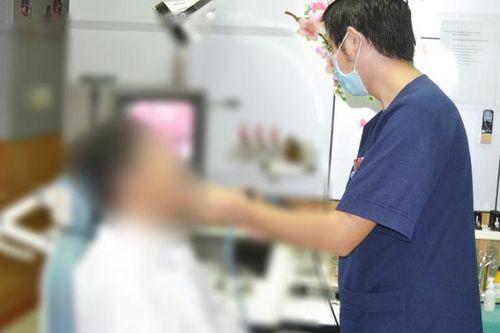Dấu hiệu cảnh báo ung thư khoang miệng