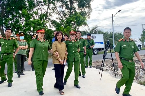 Bắt các bị can trong vụ người phụ nữ tố nhà chồng cũ đánh, giam giữ trong nhà
