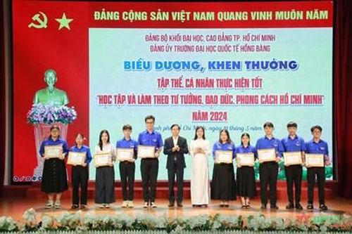 Biết chia sẻ nhiều hơn
