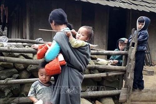 Chuyện ở bản: Cảnh giác để không bị lừa