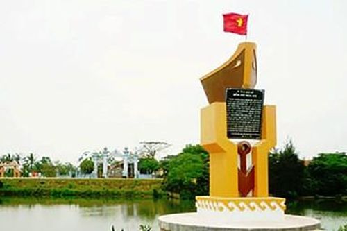 Hào hùng bến đò Mai Xá