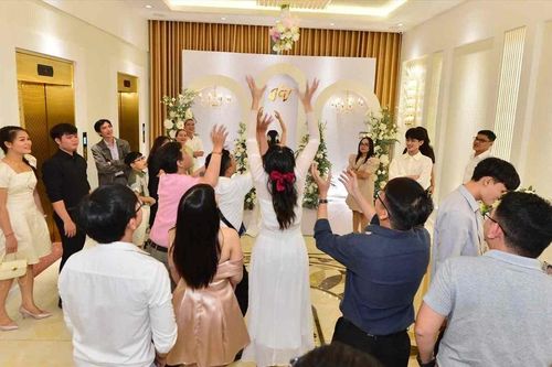 Thách cưới và những rào cản hôn nhân