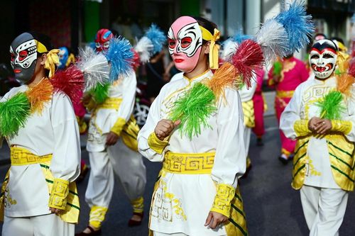 Tưng bừng lễ hội đường phố 'Sắc màu văn hóa' ở cố đô Huế