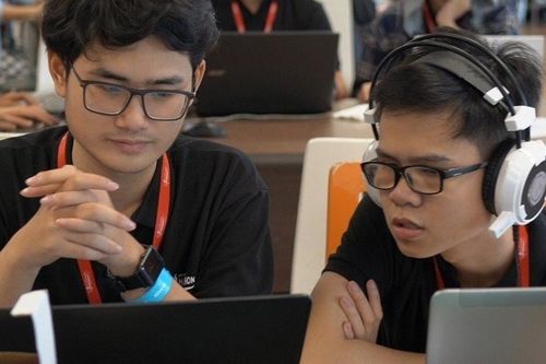 Khởi động cuộc thi lập trình ứng dụng GenAI dành cho sinh viên