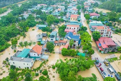 Mưa lớn kéo dài gây ngập lụt cục bộ ở Quảng Ninh