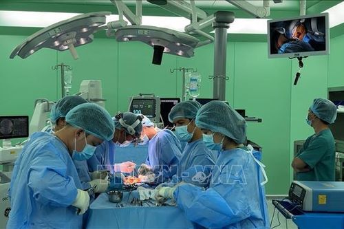 Phối hợp liên bệnh viện phẫu thuật thành công ca u tủy sống hiếm gặp