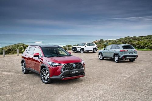 Toyota Corolla Cross sắp 'khai tử' phiên bản động cơ xăng