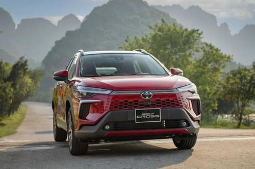 Bảng giá xe Toyota Corolla Cross tháng 6/2024