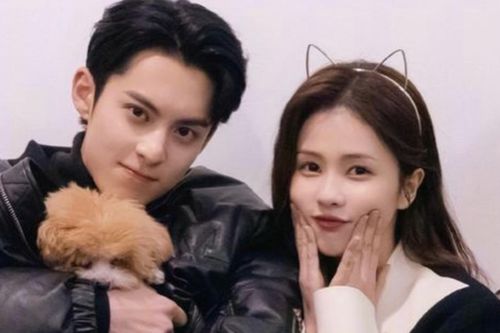 Bạch Lộc và Vương Hạc Đệ công khai tình cảm ngay trong ngày tái hợp