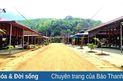 Ngày mới ở khu tái định cư bản Lở