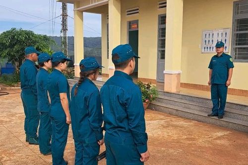 Thủ lĩnh 'sao vuông' trên miền biên viễn