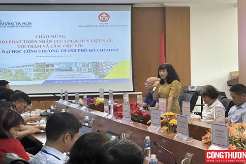 VALOMA làm việc với Trường Đại học Công Thương TP.HCM về đào tạo nhân lực logistics