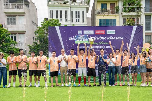 Tạp chí Công Thương vô địch Giải bóng đá Tứ hùng năm 2024