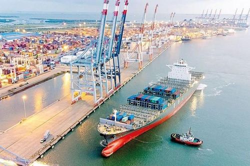 Kinh tế có tín hiệu phục hồi, nhưng còn tác động bởi biến số bên ngoài
