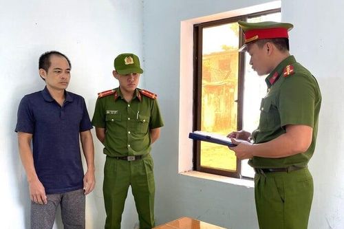 Bắt giam đối tượng lập công ty 'ma' để buôn lậu qua cảng Tiên Sa