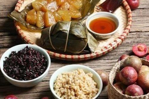 Tết Đoan ngọ, đừng quên món cơm rượu, bánh tro