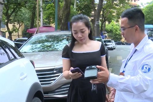 Nhiều tiện lợi khi thu phí đỗ xe không dùng tiền mặt