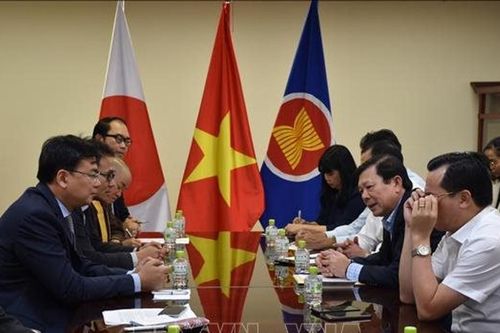 Phó Chủ tịch Nguyễn Hữu Dũng gặp gỡ các hội đoàn người Việt tại Nhật Bản
