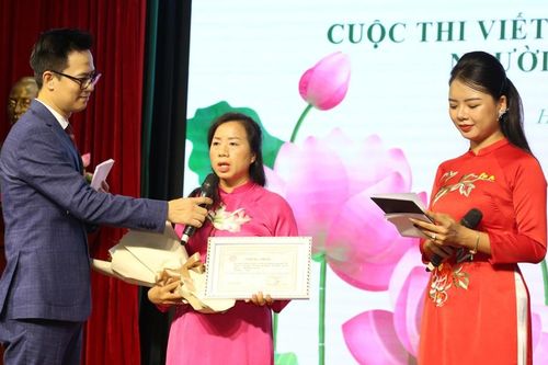 Hà Nội: truyền cảm hứng 'người người làm việc tốt' từ những điển hình tiên tiến