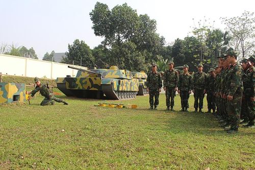 Huấn luyện chuyên sâu ngành công binh
