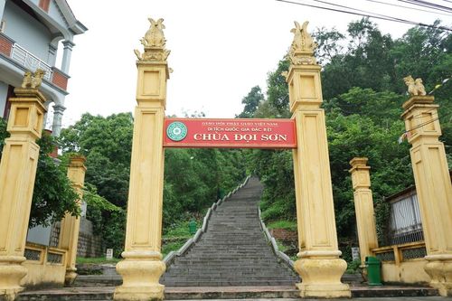 Chùa cổ nghìn năm trên núi rồng lưu giữ những bảo vật độc nhất vô nhị