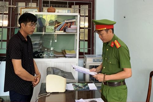 Lập khống hồ sơ quyết toán công trình, phó giám đốc bị khởi tố
