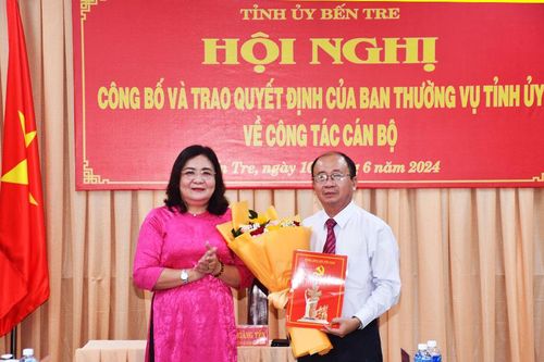 Ban Thường vụ Tỉnh ủy Bến Tre công bố quyết định về công tác cán bộ