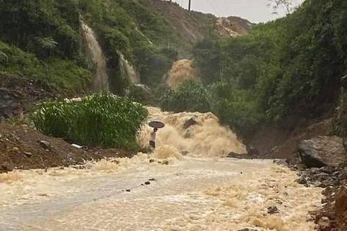 Ba người thiệt mạng vì mưa lũ, sạt lở đất ở Hà Giang