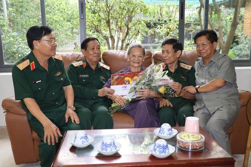TP.HCM chi hơn 77 tỷ chăm lo cho đối tượng chính sách dịp 27/7