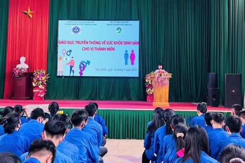 Đẩy mạnh truyền thông giáo dục để học sinh hiểu đúng về tâm sinh lý lứa tuổi