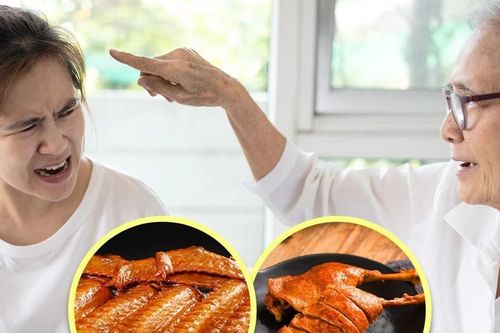 Suốt 30 năm chỉ được mẹ gắp cho miếng cánh vịt, cô gái khơi mào tranh cãi