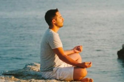 Nam giới giảm nguy cơ ung thư tuyến tiền liệt nhờ thói quen người đi biển hay làm