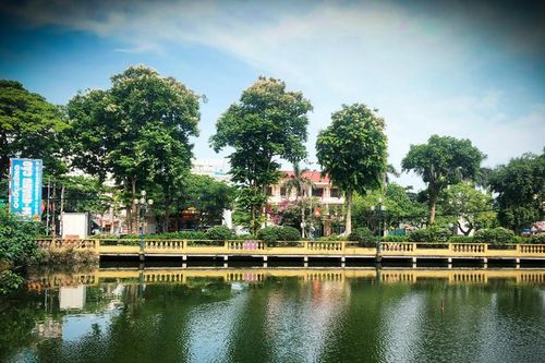 Chính danh cho săng lẻ… phố