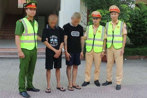 Cướp của người đi đường lộ ra thành tích 'bất hảo'