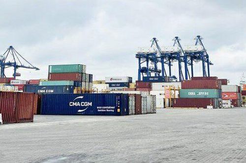 Vì sao cổ phiếu doanh nghiệp vận tải biển tăng vọt?