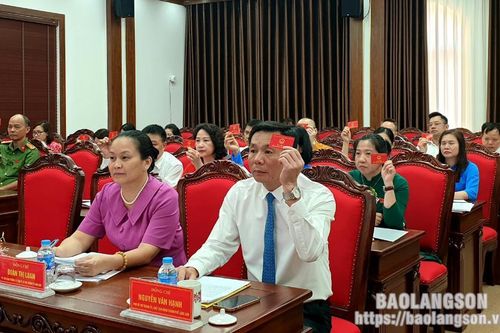 Kỳ họp thứ 14 HĐND thành phố: Thông qua Nghị quyết tán thành chủ trương nhập huyện Cao Lộc vào thành phố Lạng Sơn