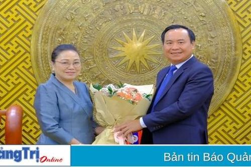 Chủ tịch UBND tỉnh Võ Văn Hưng tiếp đoàn công tác của Đại sứ quán Lào tại Việt Nam