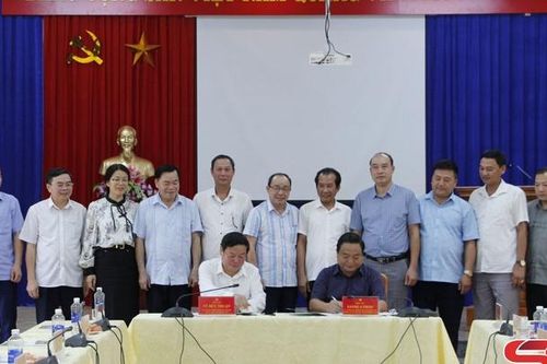 'Đi cùng nhau' để phát triển