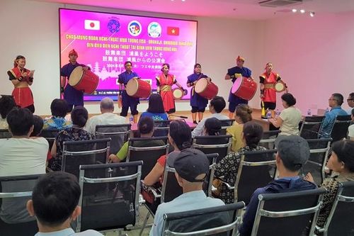 Đưa Festival đến với bệnh nhân
