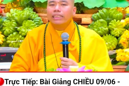 'Ủa, nghiêm cấm thuyết giảng trong mọi hình thức mà sao vẫn trực tiếp liên tục vậy?'