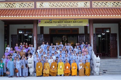 Bình Thuận: Ban Hoằng pháp GHPGVN H.Hàm Thuận Bắc tổ chức khóa tu 'Một ngày an lạc'