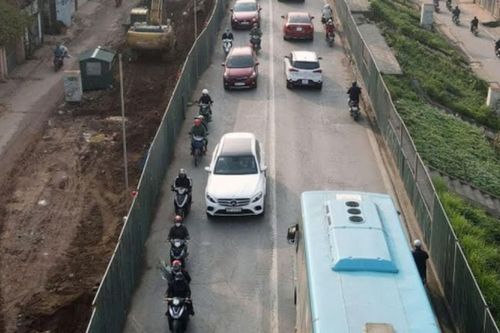 Hà Nội phân luồng giao thông phục vụ thi công tuyến đường Âu Cơ