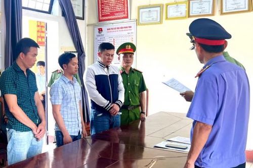 'Tiền mất, tật mang' khi xuất ngoại để lao động trái phép
