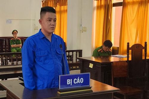 Bị phạt 17 năm tù vì mua hơn 700 gram ma túy về sử dụng