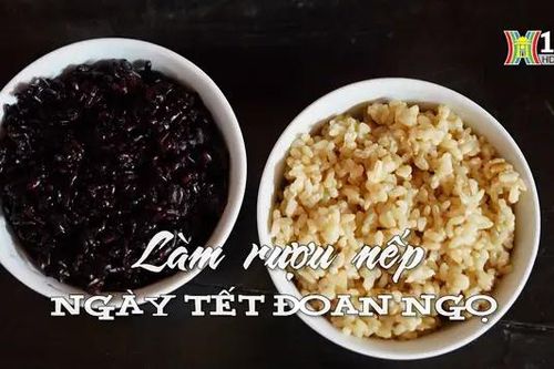 Làm rượu nếp ngày Tết Đoan Ngọ | Nhịp sống Hà Nội | 10/06/2024