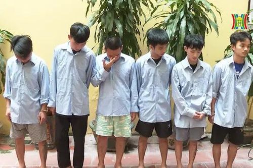 Bắt nhóm cướp giật tài sản của người đi đường