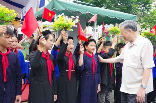 Chuyến thăm quê hương cội nguồn cách mạng Cao Bằng của Chủ tịch nước Tô Lâm